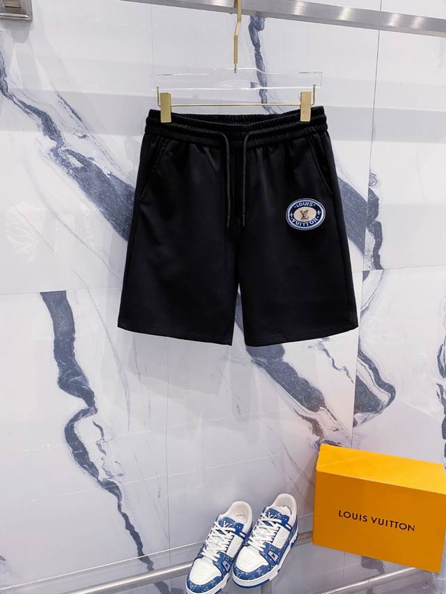 Lv 2025 Spring/Summer New Men's Casual Shorts High-End, Simple, Fashionable, And