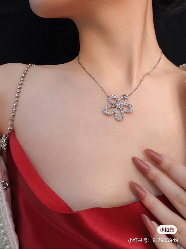 New Photos 520 Gift Van Cleef & Arpels Flowerlace Flower Full Diamond Necklace T