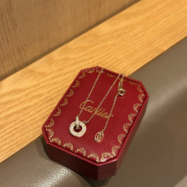 The Beauty Of Cartier Necklace Classic Love Full Diamond Big Round Double Ring N