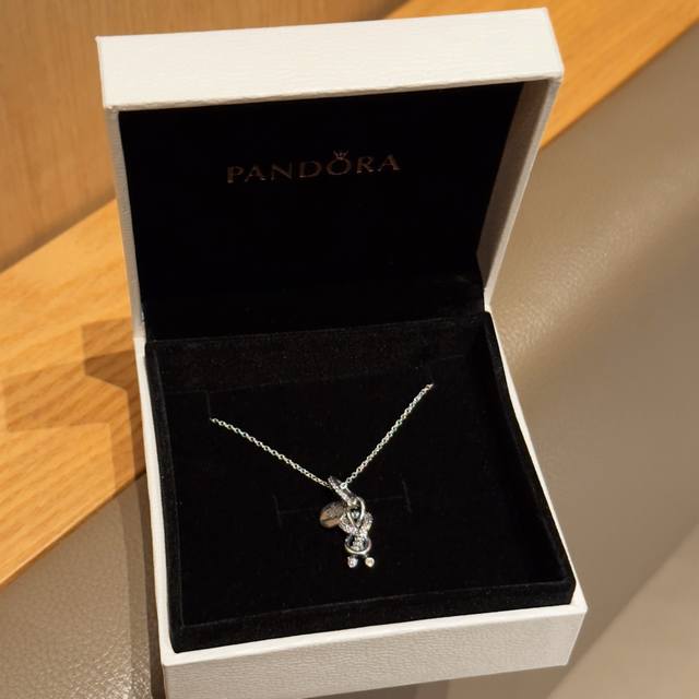 Pandora's New Product Is On The Market. Wear It And You Will Feel That Love Can