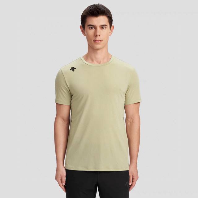 Descente Men's Outdoor Sports Seamless Ice Silk Quick-Drying Short-Sleeve Counte
