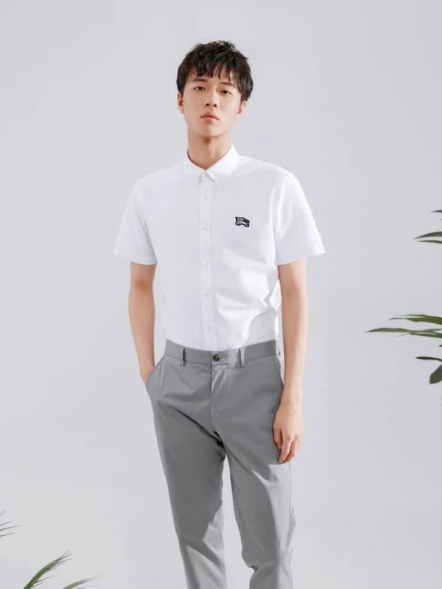 burberry Burberry War Horse Top Mercerized Oxford Fabric. Its Most Classic Sh