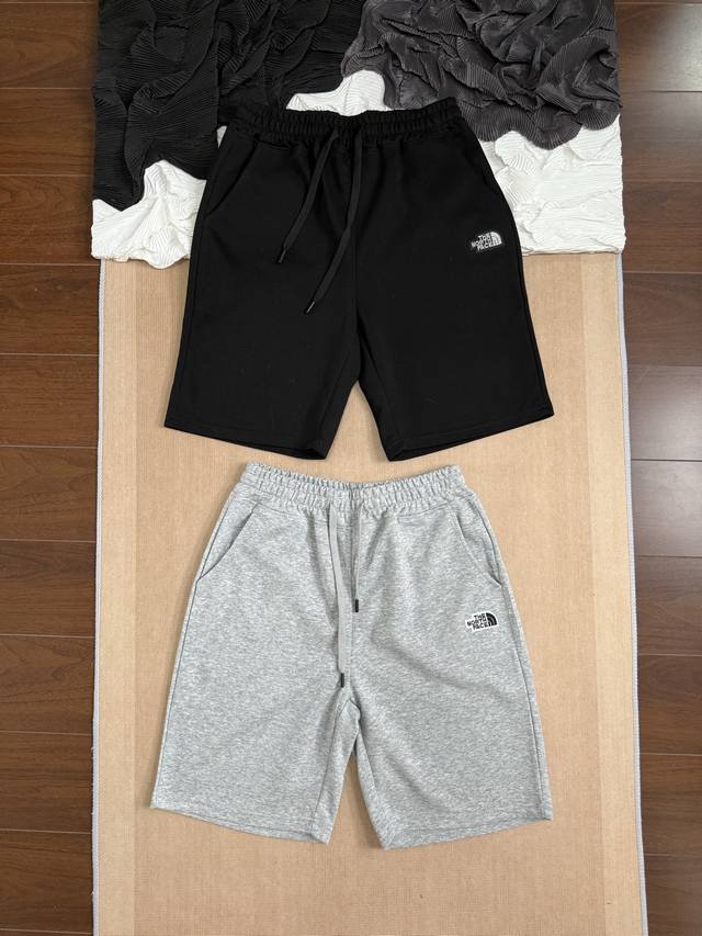the North Face Classic Patch Small Logo Daily Casual Shorts Fabric Selection