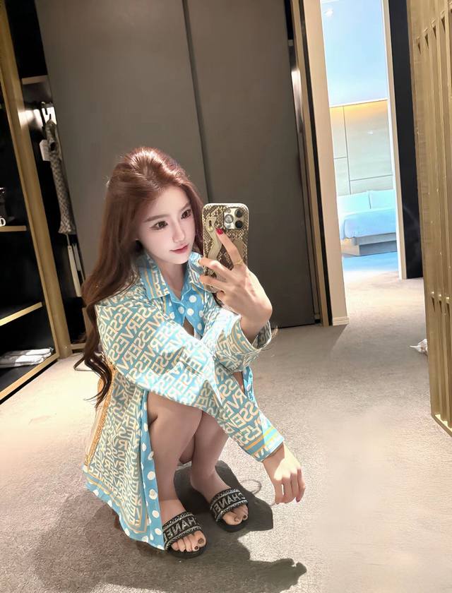 versace Versace Full Print Retro Sun Protection Shirt Style No. 25671905786 C