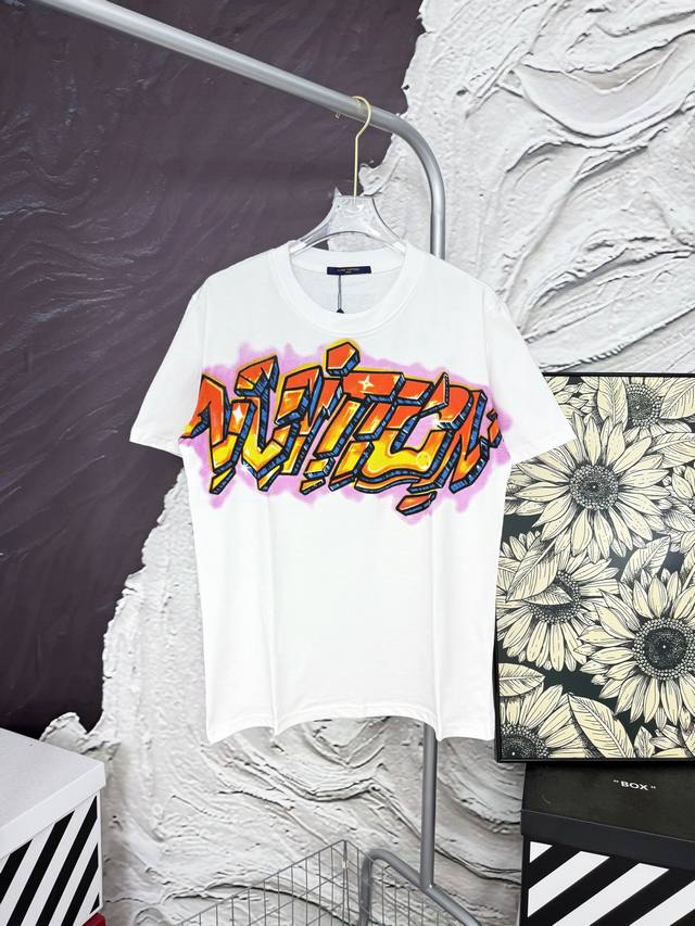 Style No. Aa5490 Lv Flame Logo Short Sleeves Same Style As Louis Vuitton Counter