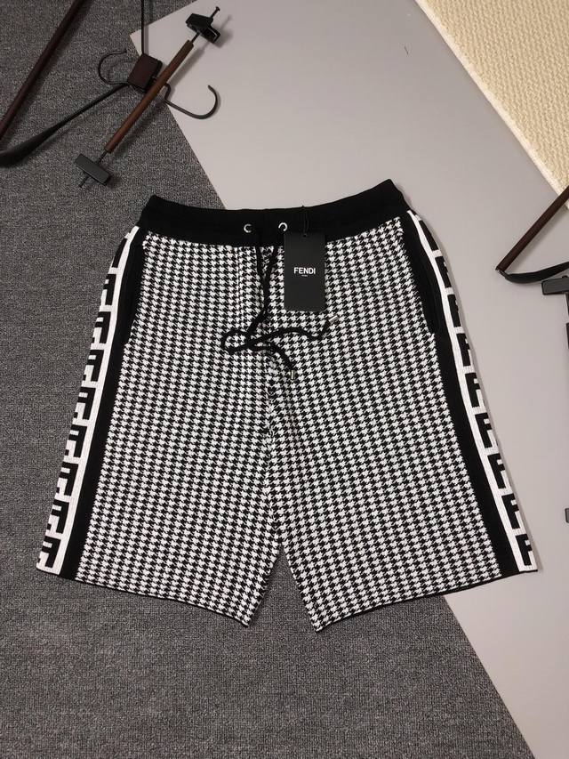 fendi Fendi Houndstooth Black And White 2025Ss New Knitted Shorts Customized