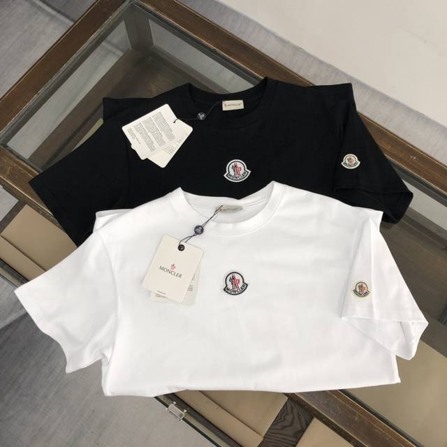 moncler Moncler Summer New Minimalist Short-Sleeved T-Shirt This T-Shirt Is T