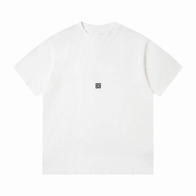 New Arrival Style Number: G944 Givenchy's New Classic Logo On The Chest, Casual