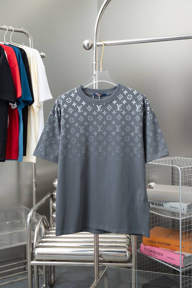 High Quality Lv 2025 Early Spring New Monogram Old Flower Gradient Short-Sleeved