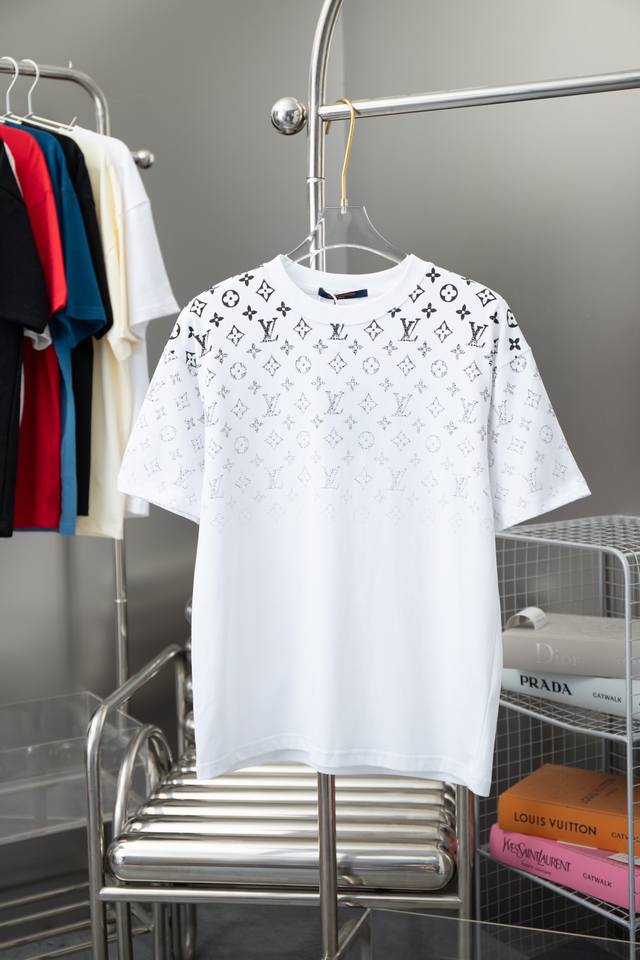 High Quality Lv 2025 Early Spring New Monogram Old Flower Gradient Short-Sleeved