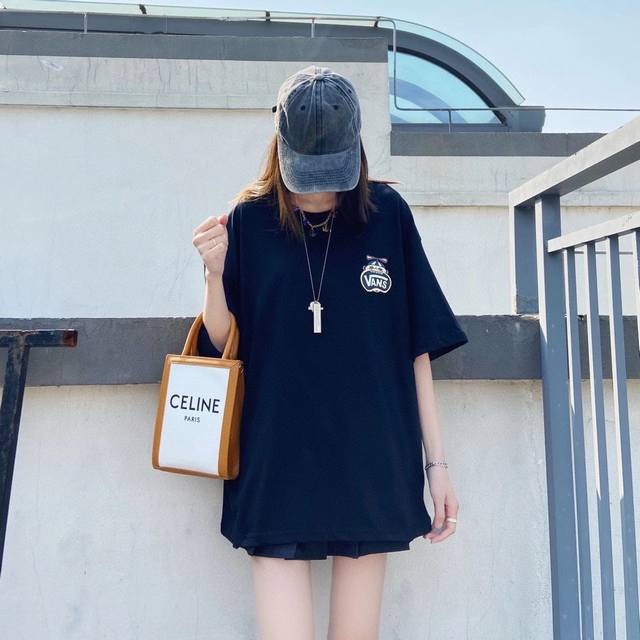 New Vans Little Monster Classic Short-Sleeved T-Shirt High-Density Knitted Round