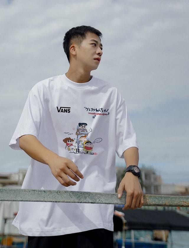 New Vans Summer New Cartoon Graffiti Short-Sleeved T-Shirt With Iconic Logo Tee