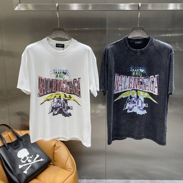 Parisian Home Balenciaga T-Shirt Is The Summer Retro Trend The Old Black Body Is