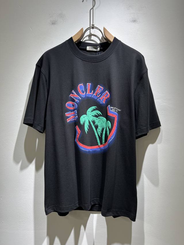 Moncler 2025 Spring And Summer Latest Unisex Trade Order Short-Sleeved T-Shirt.
