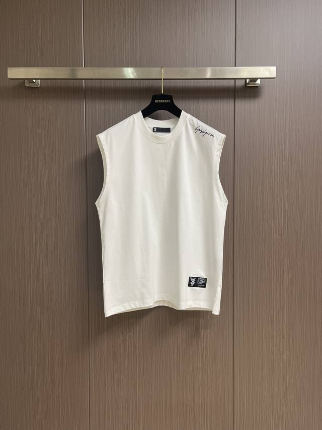 y3 Yohji Yamamoto's New Summer Sleeveless T-Shirt Vest. The Tailoring Of This