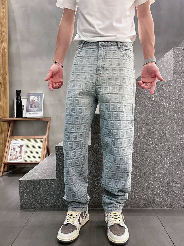 Fendi 2025 New Original Jeans, Original Version, Re-Made Brand Classic Logo Desi