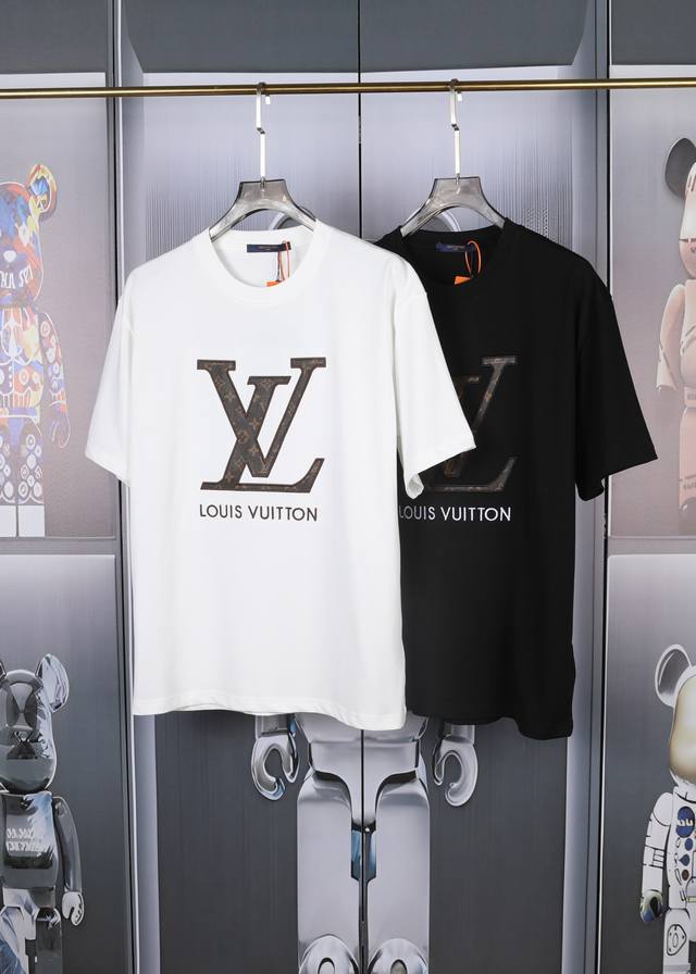 lv Donkey Louis New Style Leather Embroidery Short Sleeves. The Front Piece I