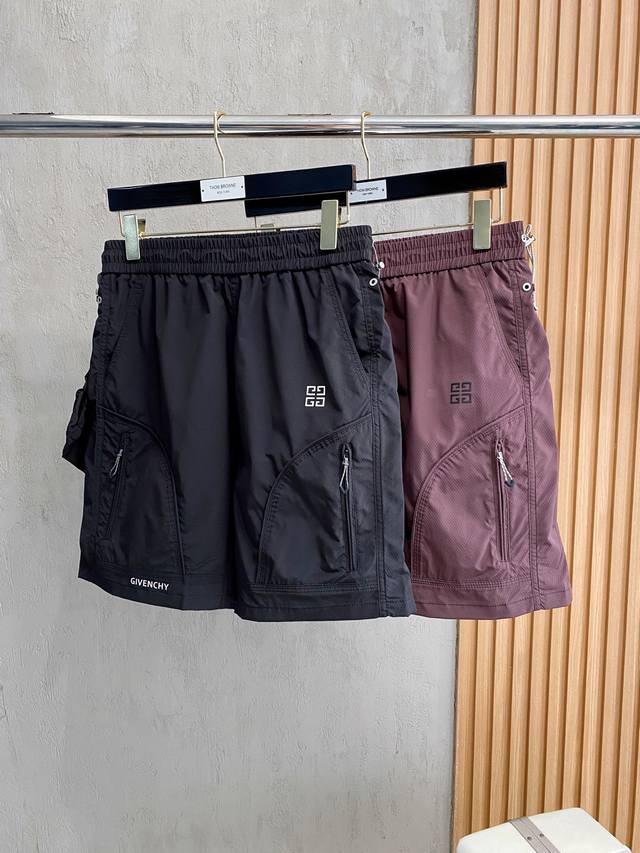 Givenchy 2025 Summer New Men's Casual Shorts Advanced Customization Summer Speci