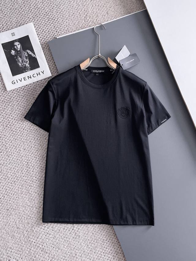 Dolce & Gabbana Dg High-End Fabric Is As Smooth As Jade Silk. New Products For S