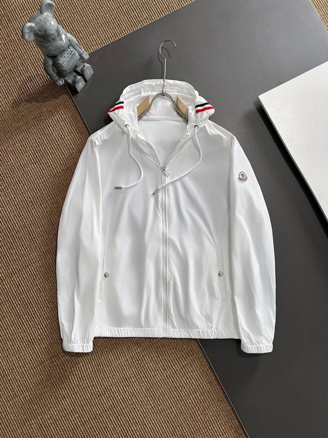 Moncler Classic Functional Casual Jacket, Zipper Waterproof Design, Sun-Proof Fa