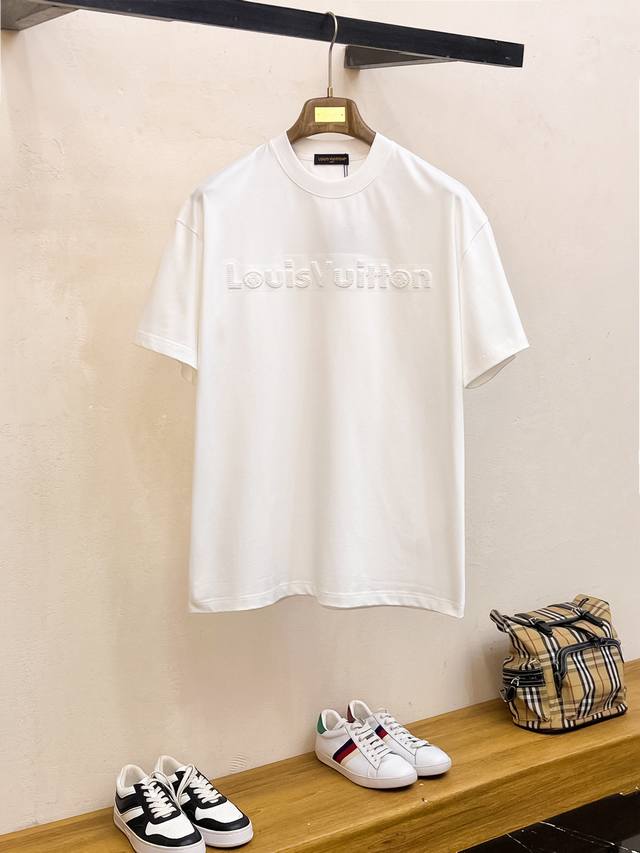 lv2025 New Original Men's Casual Bottom Short-Sleeved T-Shirt, High-End Custo