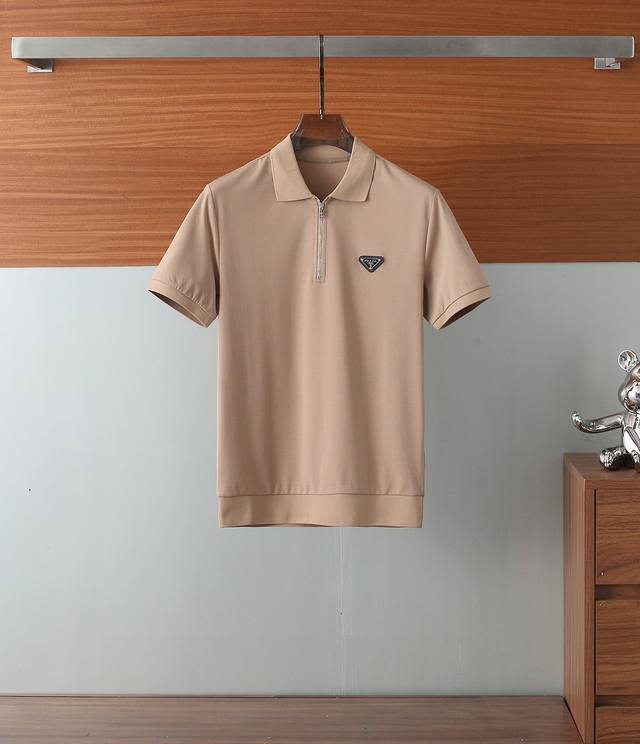 Pu*Da Pr**A 2025 The Counter Is On Sale. Zipper Placket, Lapel Short-Sleeved Pol
