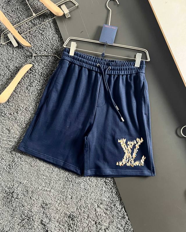 Donkey Brand 25's Latest Shorts Are Exclusively Presented With Super Smooth Line