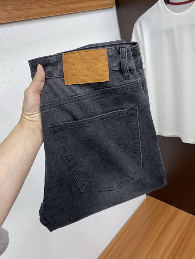 lv Louis Vuitton 25Ss New Spring And Summer Men's Small Straight Original Jea