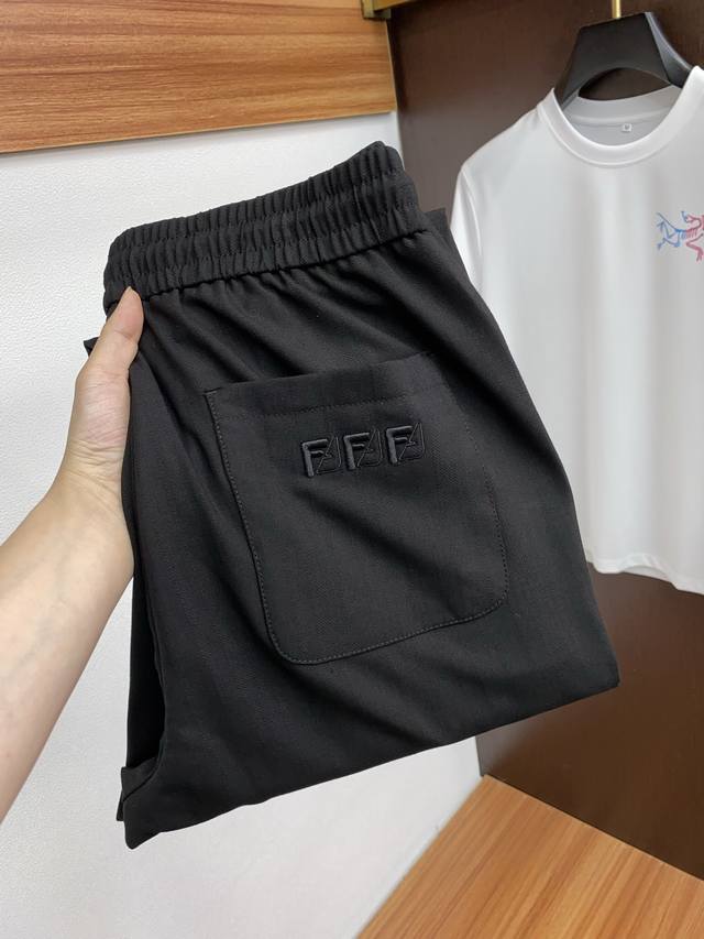 Fendi's New Spring And Summer 25Th Year Casual Pants Are Neatly Tailored With An