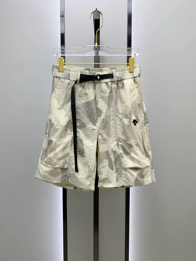 p Descente Three-Standard Complete 2025 Summer New Men's Casual Shorts High-E