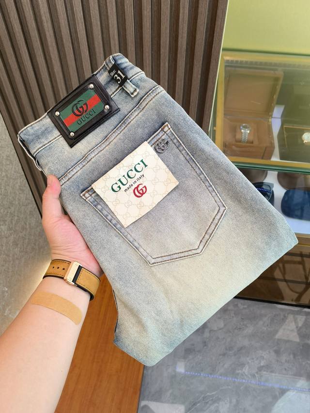 Gucci New Arrival 2630 New Year's Hot New Products Are Available At The Counter.