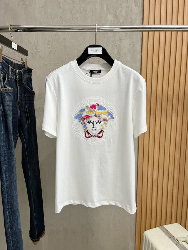Versace 25Ss Spring And Summer New Model First Release In The Counter, The Lates