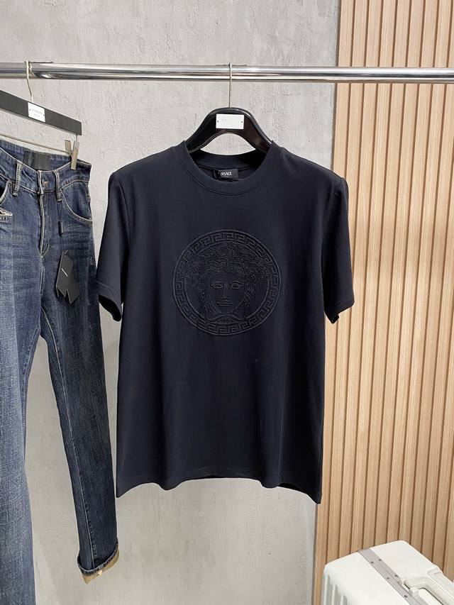 Versace 25Ss Spring And Summer New Models First Release At The Counter. Latest S