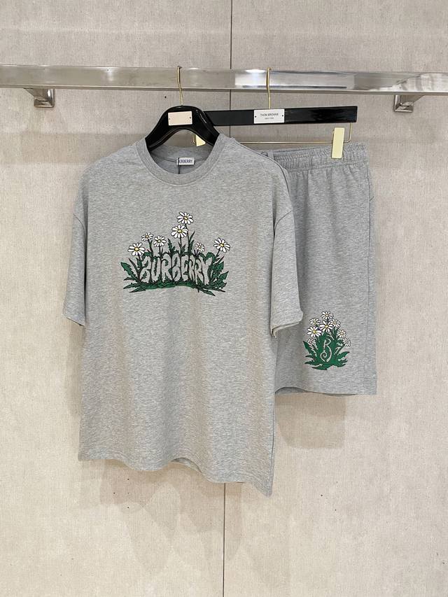 25Ss Burberry Heavyweight Round Neck Short-Sleeved T-Shirt And Shorts Set Use