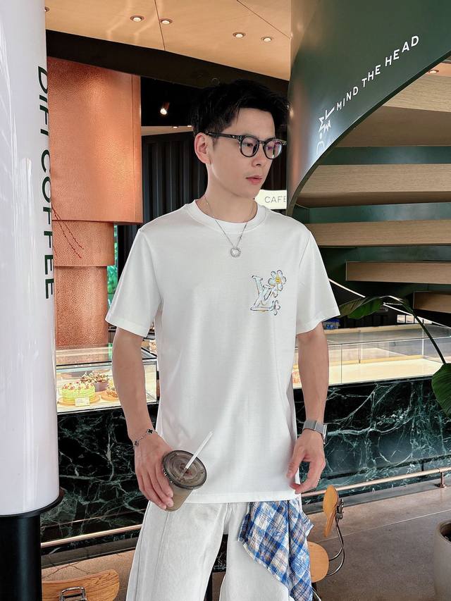 louis Vuitton Louis Vuitton Exclusive New Original Men's Casual Short-Sleeved