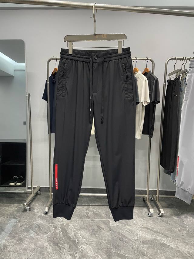 Black Detail C26