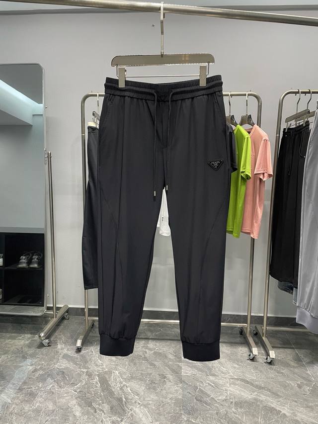 Black Detail C26