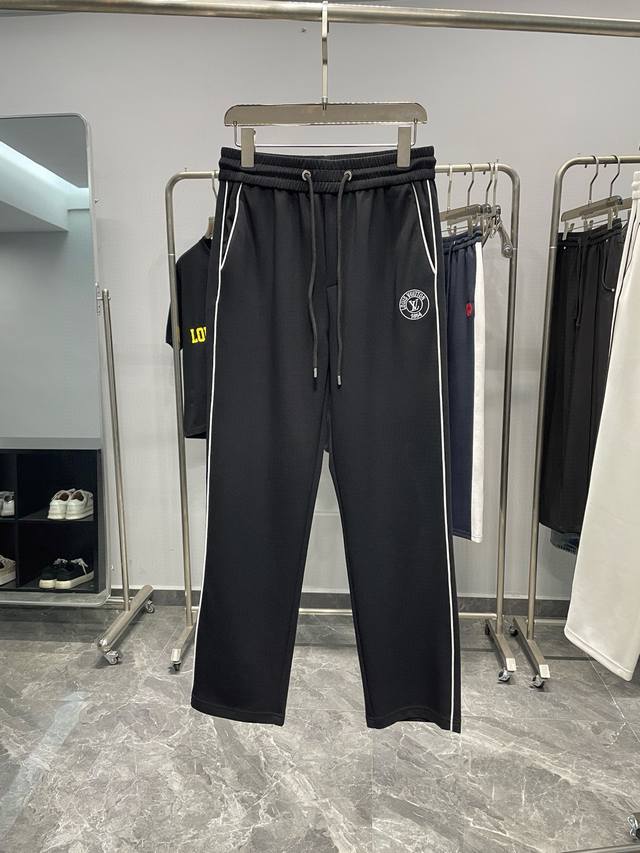 Black Detail C26