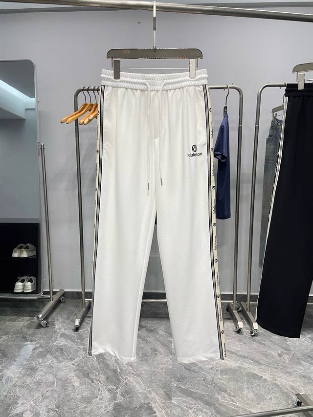White Detail C26