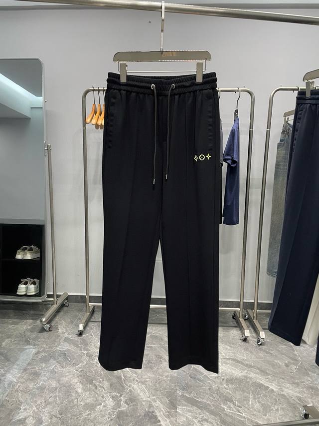 Black Detail C26