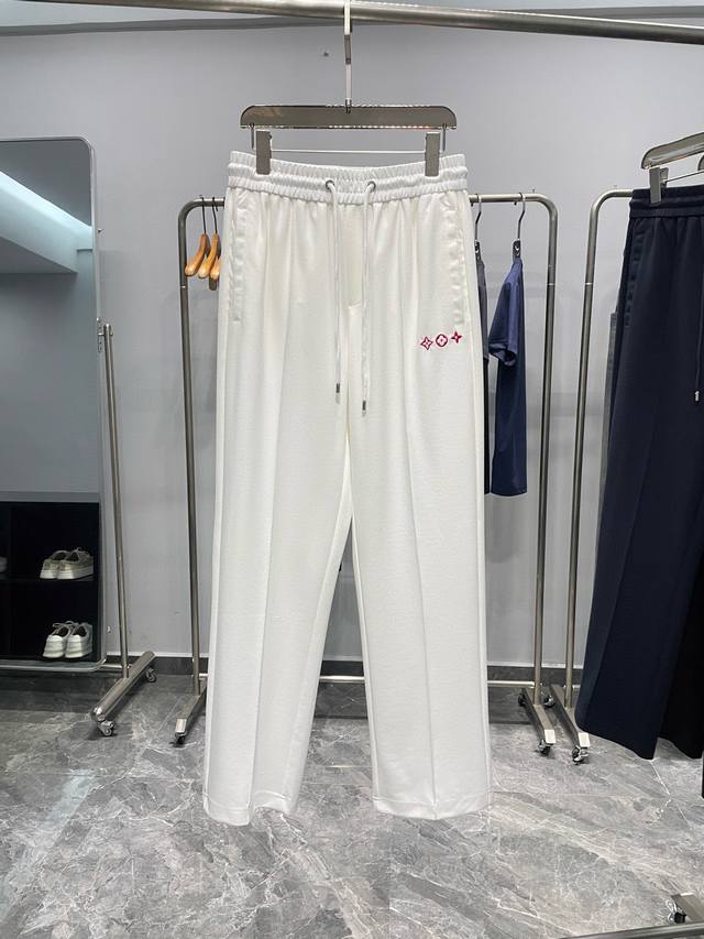 White Detail C26