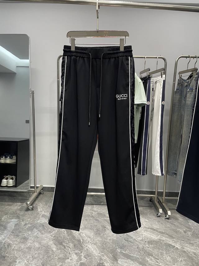 Black Detail C16