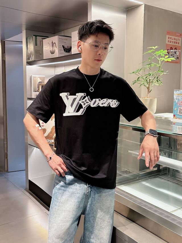 lv 2025 Spring And Summer New Unisex Short-Sleeved T-Shirts, Customized With