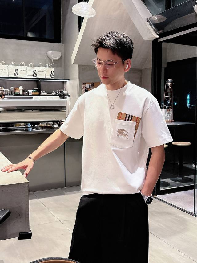 Burberry 2025 Spring And Summer New Unisex Short-Sleeved T-Shirts, Customized Ex