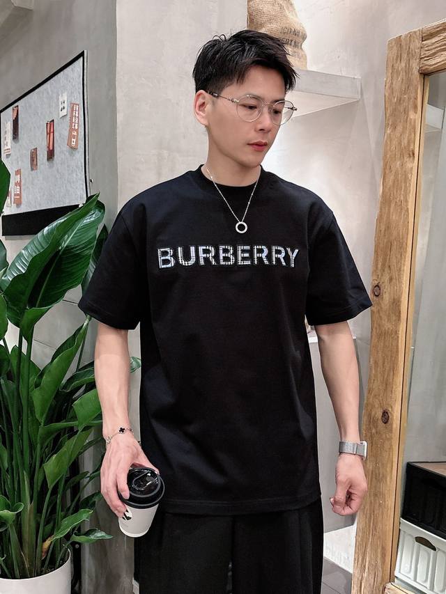 Burberry 2025 Spring And Summer New Unisex Short-Sleeved T-Shirts, Customized Ex