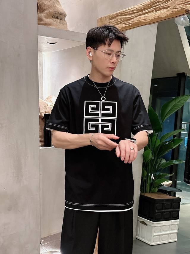 Givenchy 2025 Spring And Summer New Unisex Short-Sleeved T-Shirts, Customized Wi