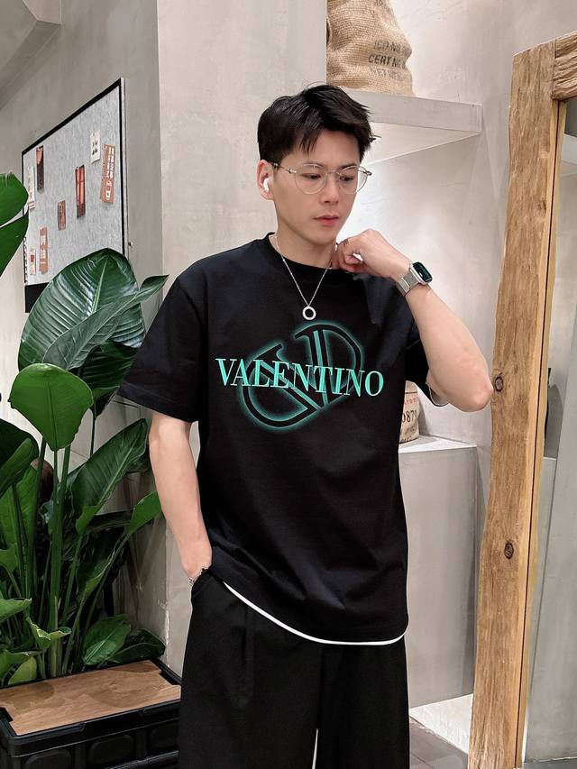 Valentino 2025 Spring And Summer New Unisex Short-Sleeved T-Shirts, Customized W