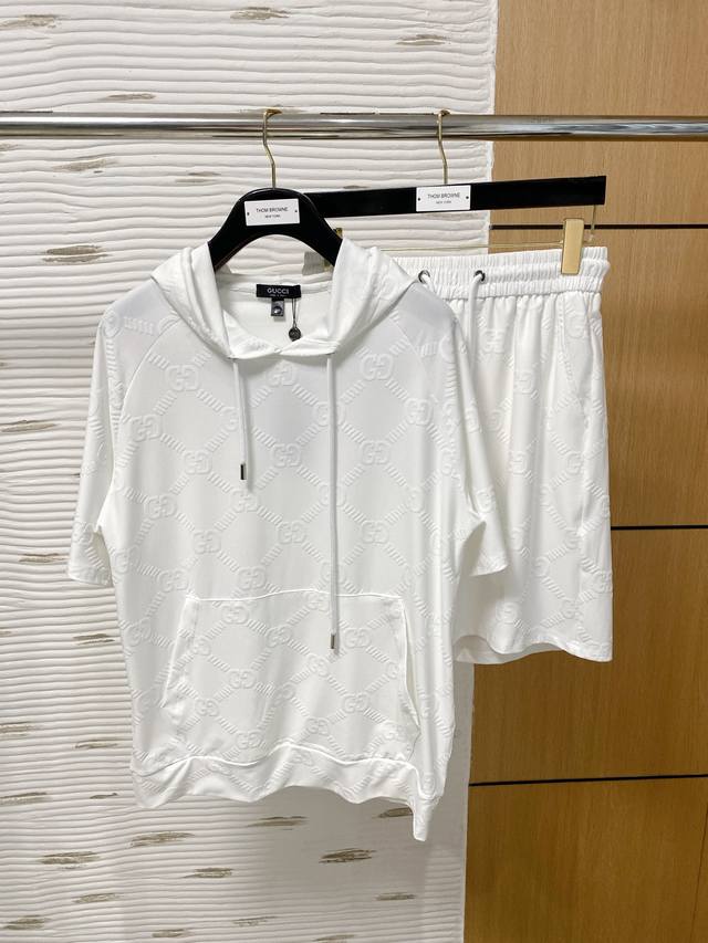 Gucci 2025 Spring And Summer New Casual Suits Are The Latest And Exclusive To Th