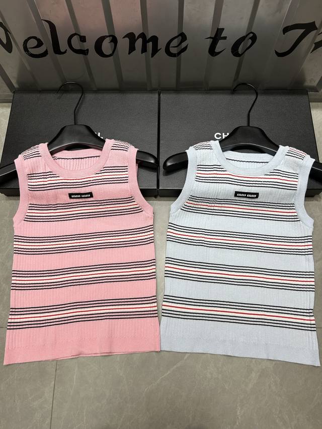 New Product Online Style Number: 28915# #Niu Black Label Striped Vest Real Shot