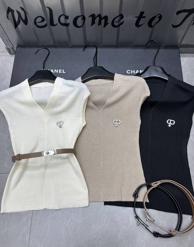 New Product Online Style Number: 28899# #Cd Brooch Vest With Belt Real Picture